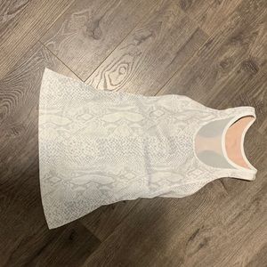 Lululemon mesh tank